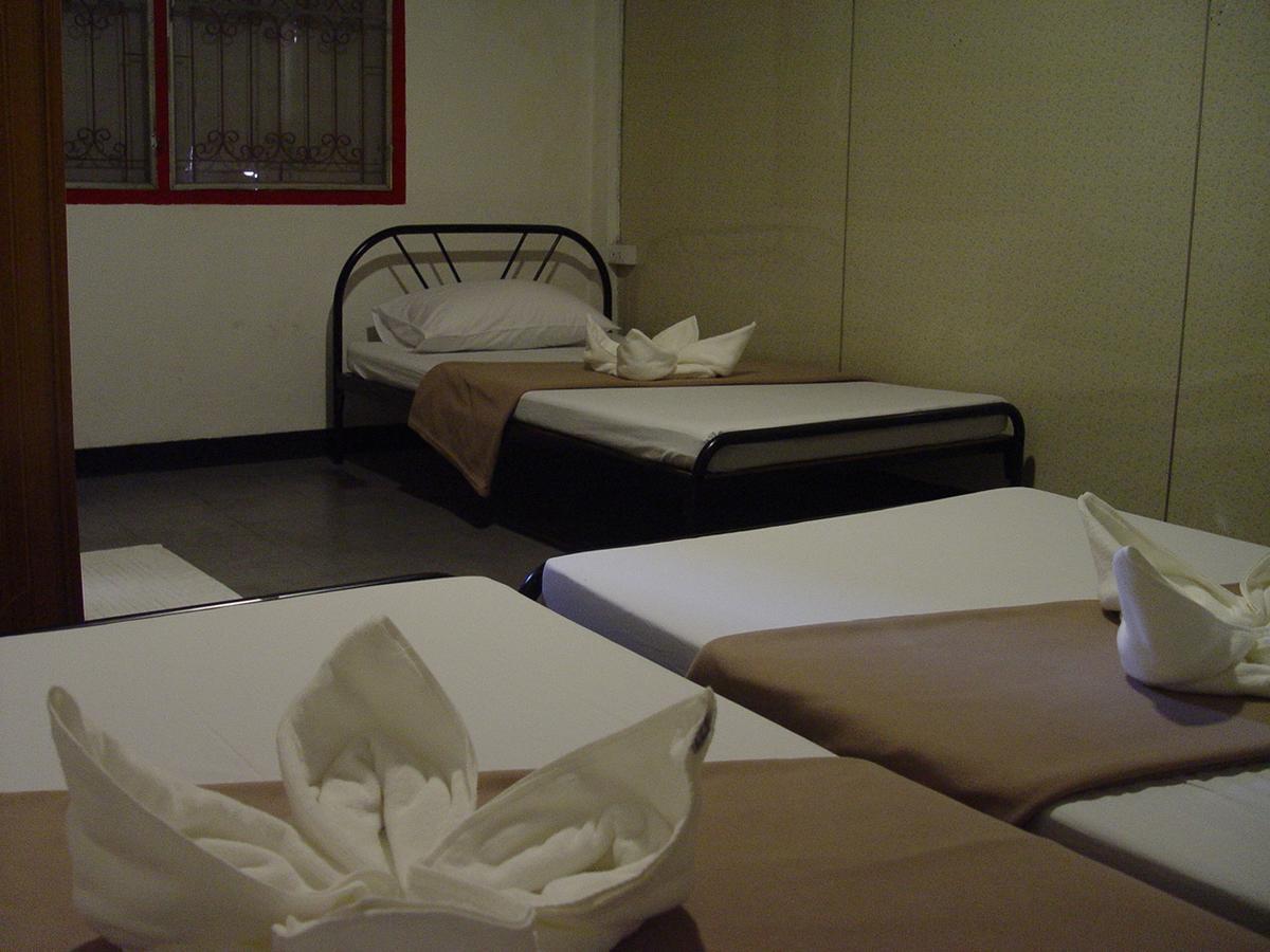 U Hostel Bangkok Buitenkant foto