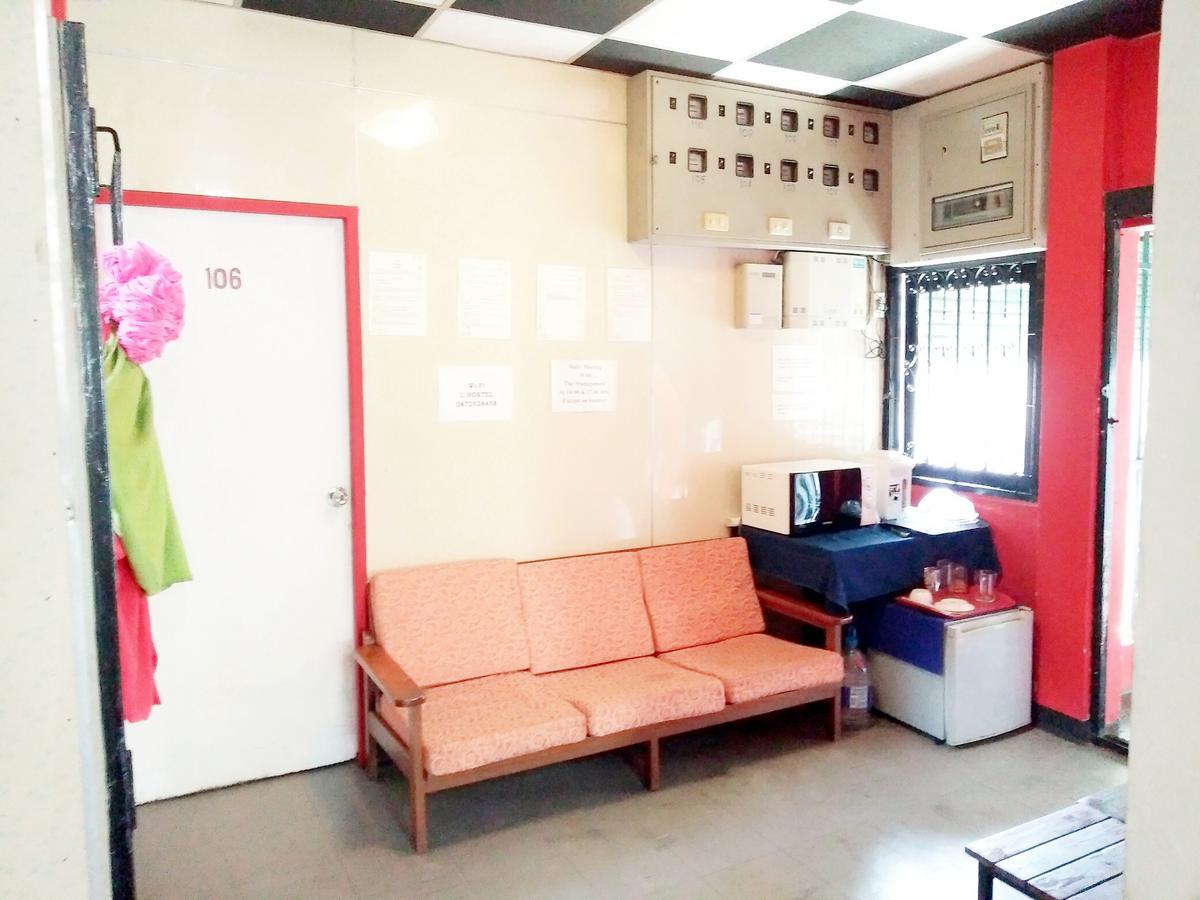U Hostel Bangkok Buitenkant foto