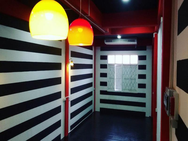 U Hostel Bangkok Buitenkant foto